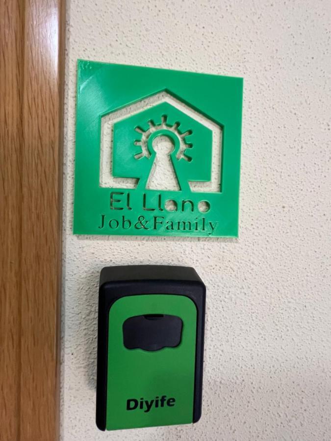 شقة El Llano Job&Family La Puebla De Alfinden المظهر الخارجي الصورة